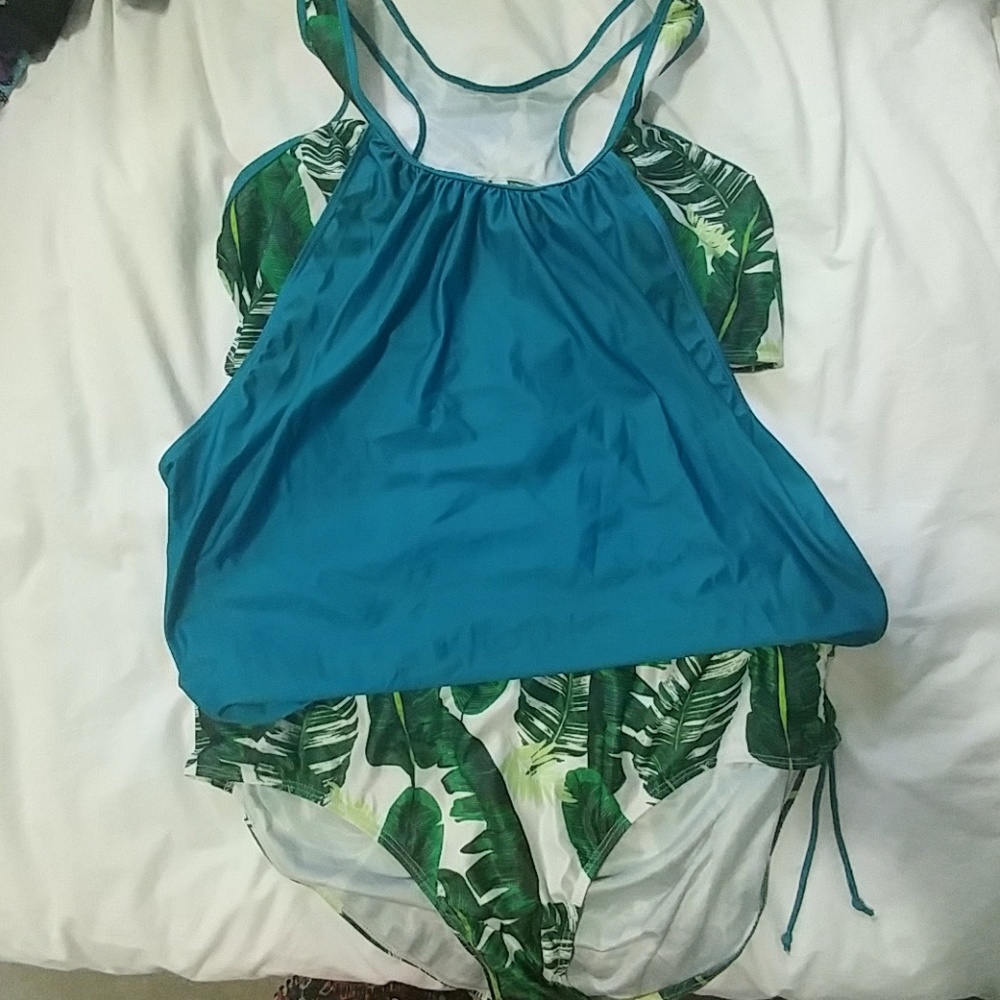 Plus Size Faux Twinset Palm Leaf Swimwear